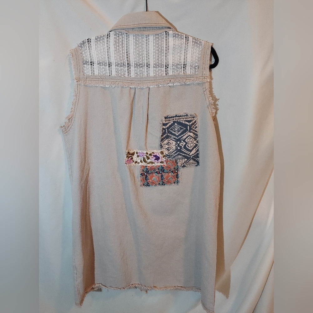 POL Hit The Streets Patchwork Denim Boho Vest Dress - Picture 2 of 9